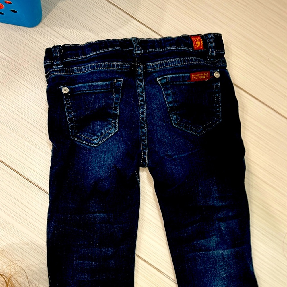 Barely worn. Size 4t. Nonsmoking home. Like new
